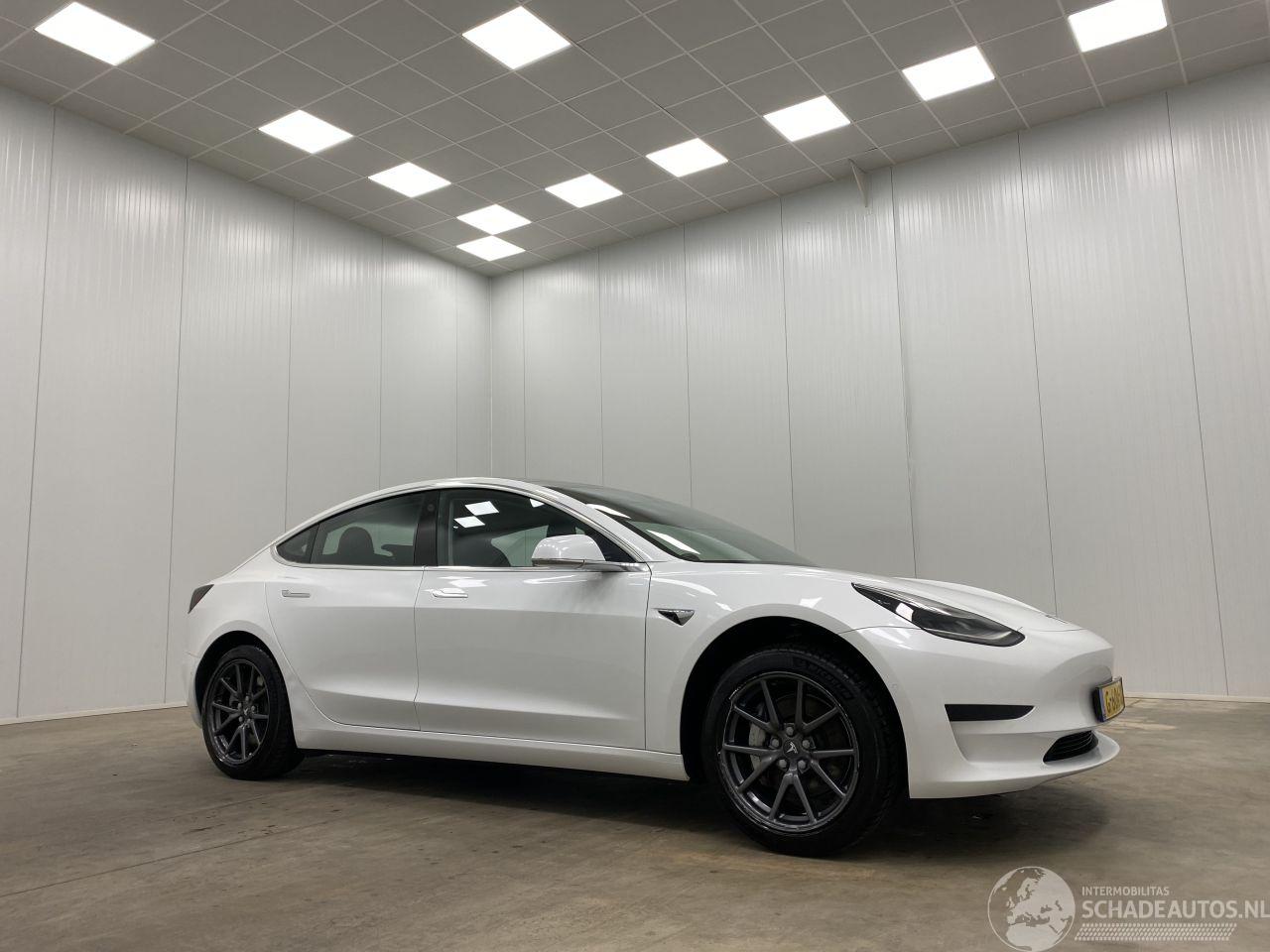 Tesla Model 3 Standard RWD Plus