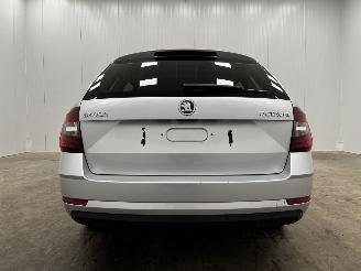 Skoda Octavia Combi 1.6 TDI DSG Edition Navi Clima picture 6