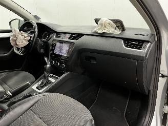 Skoda Octavia Combi 1.6 TDI DSG Edition Navi Clima picture 12