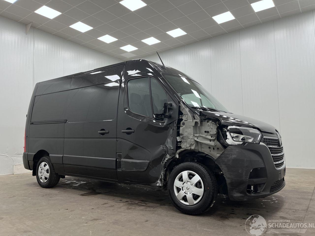 Renault Master 35 2.3 dCi 132kw L2H2 Navi Airco