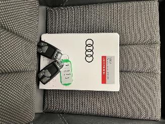 Audi A4 Avant 45 TFSI Quattro S-Tronic S-Line Panoramadak picture 15