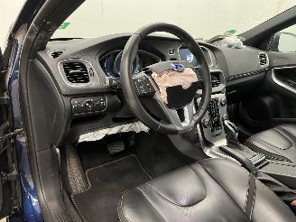 Volvo V-40 2.0 D4 Autom. Ocean Race Navi Clima picture 7
