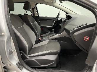 Ford Focus Wagon 1.0 EcoBoost Airco picture 9