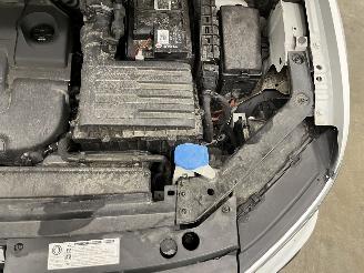 Volkswagen Tiguan 2.0 TDI DSG R-Line Panoramadak Navi Clima picture 18