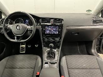 Volkswagen Golf 1.0 5-drs Navi Clima picture 11