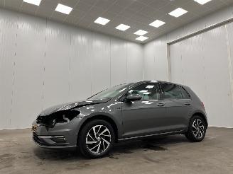 Volkswagen Golf 1.0 5-drs Navi Clima picture 4