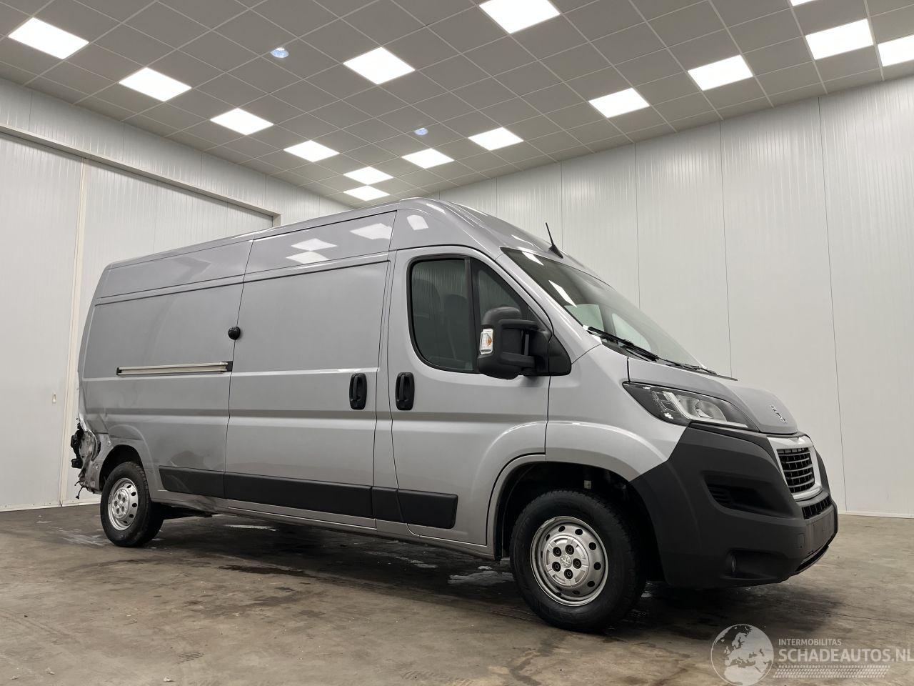 Peugeot Boxer 35 2.2 BlueHDI L3H2 Navi Airco