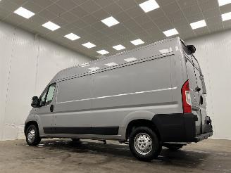 Peugeot Boxer 35 2.2 BlueHDI L3H2 Navi Airco picture 3