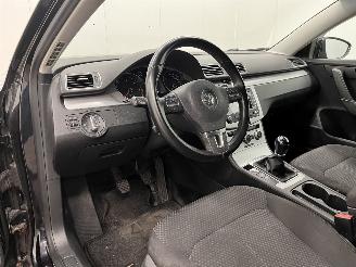 Volkswagen Passat Station 1.6 TDI Executive Navi Clima picture 7