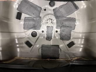 Toyota Avensis 1.6 D-4D-F Navi Clima picture 14