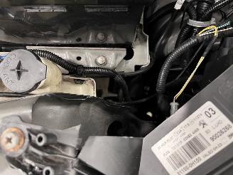 Peugeot 108 1.0 e-VTi Active 5-drs Airco picture 16