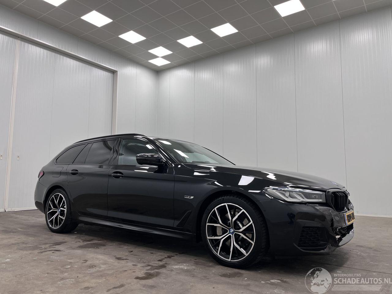 BMW 5-serie Touring 530e Autom. Panoramadak Navi Clima