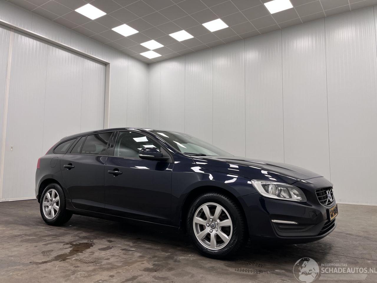 Volvo V-60 2.0 D2 Kinetic Navi Clima