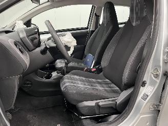 Peugeot 108 1.0 e-VTi Active 5-drs Airco picture 8