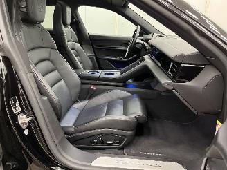 Porsche Taycan 4S Performance Panoramadak picture 9