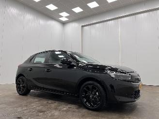 Damaged car Opel Corsa 1.2 Edition 5-drs Airco 2025/4