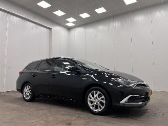 uszkodzony samochody osobowe Toyota Auris Touring Sports 1.8 Hybrid Panoramadak Navi Clima 2015/7