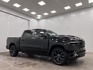 uszkodzony samochody ciężarowe Dodge Ram 1500 5.7 Hemi Limited DC 4WD Panoramadak 2022/7