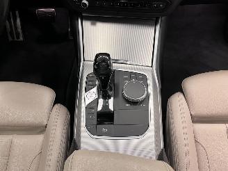 BMW 3-serie Touring 330e eDrive Edition Panoramadak picture 14