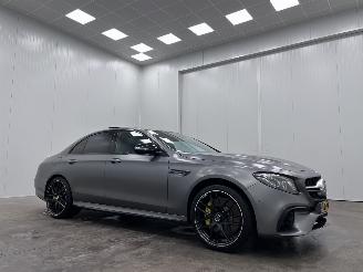 krockskadad bil auto Mercedes E-klasse AMG 63 S 4MATIC+ Panoramadak 2017/9