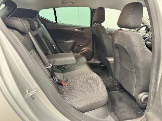 Opel Astra 1.4i Turbo Autom. 120 Jaar Edition Navi Clima picture 10