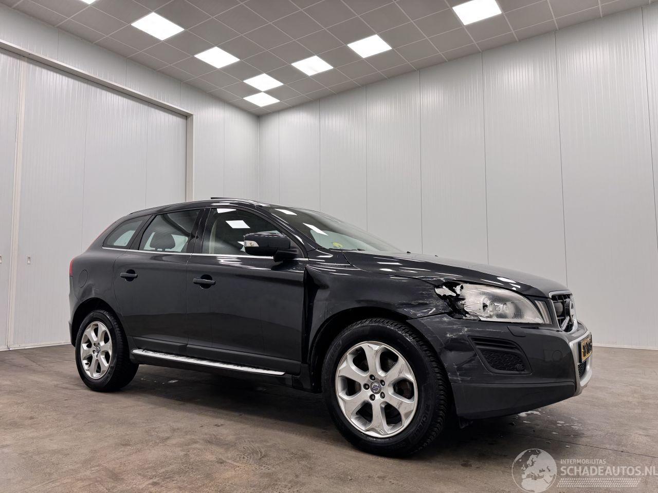 Volvo Xc-60 2.4 D5 Autom. AWD Summum Navi Clima