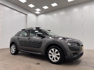 Schadeauto Citroën C4 cactus 1.2 PureTech Navi Clima 2018/3