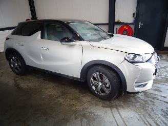 Salvage car DS Automobiles DS 3 Crossback ELEKTRISCH 2022/3