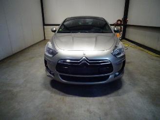 demontáž osobní automobily Citroën DS5 2.0 HDI HYBRIDE 2012/10