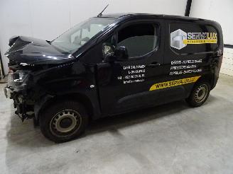 demontáž osobní automobily Citroën Berlingo 1.5 HDI 2022/2