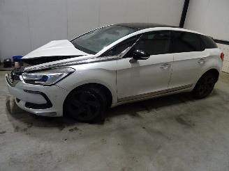 demontáž osobní automobily Citroën DS5 2.0 HDI 2016/11