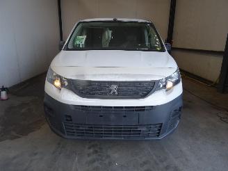 demontáž osobní automobily Peugeot Partner 1.6 HDI 2022/12