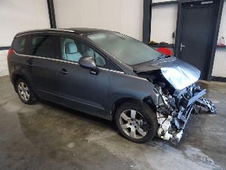 Peugeot 5008 1.6 HDI picture 4