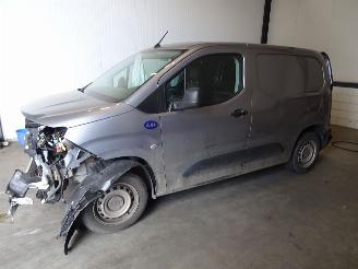 demontáž osobní automobily Peugeot Partner 1.5 HDI 2024/4