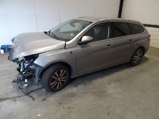 Sloopauto Peugeot 308 1.2 THP AUTOMAAT SW 2018/12