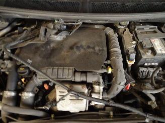 Opel Grandland 1.2 TURBO picture 5