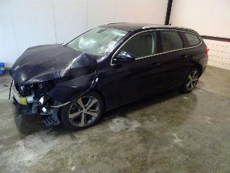 Vrakbiler auto Peugeot 308 1.6HDI 2016/8