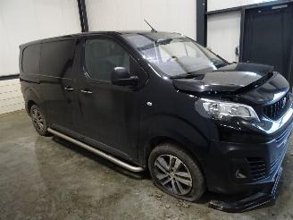 Autoverwertung Peugeot Expert 2.0HDI 2023/10