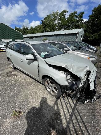 Volvo V-60 1.6 T3 Summun polestar picture 2