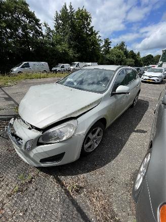  Volvo V-60 1.6 T3 Summun polestar 2011/1