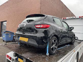 Renault Clio 1.5 DCI ECO expression picture 3