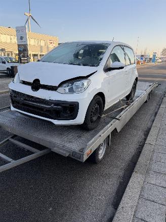 Vrakbiler auto Volkswagen Up! 1.0 move up 2017/1