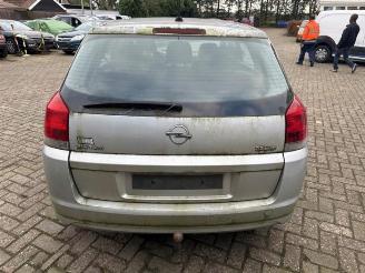 Opel Signum Signum (F48), Hatchback 5-drs, 2003 / 2008 2.2 direct 16V picture 6