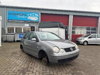 Auto da rottamare Volkswagen Polo Polo IV (9N1/2/3), Hatchback, 2001 / 2012 1.4 16V 2004/6