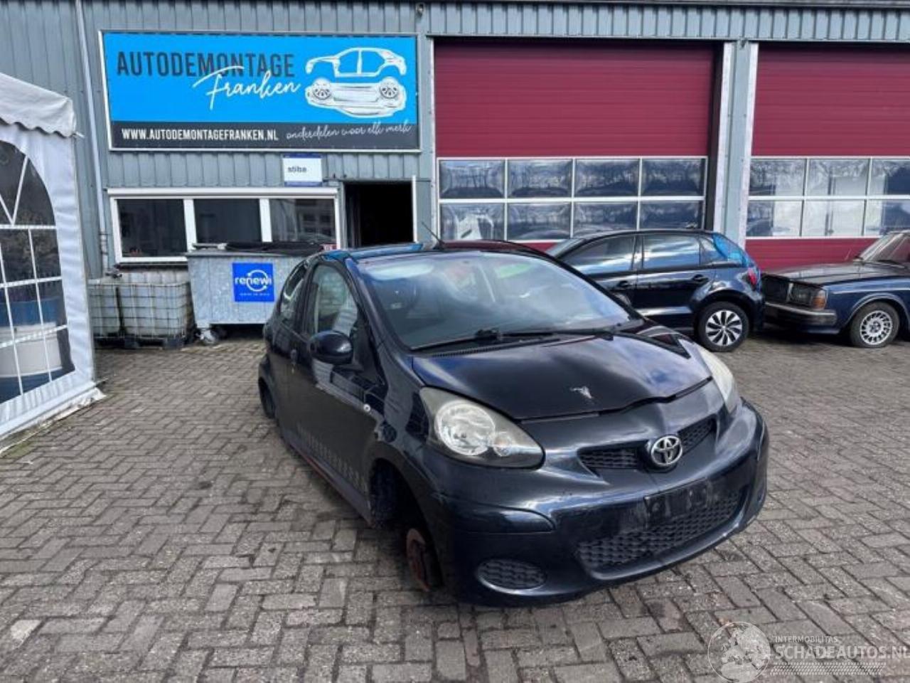 Toyota Aygo Aygo (B10), Hatchback, 2005 / 2014 1.0 12V VVT-i