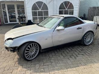 Mercedes SLK SLK (R170), Cabrio, 1996 / 2004 2.3 230 K 16V picture 3