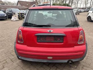 Mini Cooper Mini One/Cooper (R50), Hatchback, 2001 / 2007 1.6 16V One picture 6