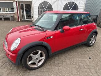Mini Cooper Mini One/Cooper (R50), Hatchback, 2001 / 2007 1.6 16V One picture 3