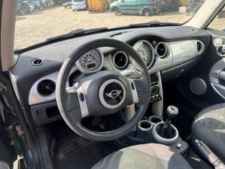 Mini Mini Mini One/Cooper (R50), Hatchback, 2001 / 2007 1.6 16V One picture 4
