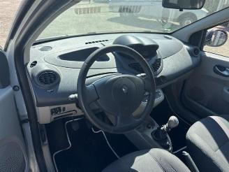 Renault Twingo Twingo II (CN), Hatchback 3-drs, 2007 / 2014 1.2 16V picture 4
